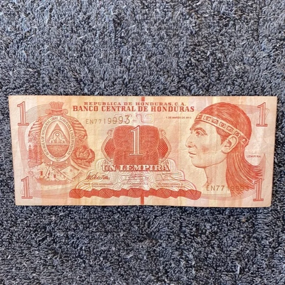 Iraq Circulated 250 Dinar Bank Note and a Circulated Honduran Paper Money Bill - Picture 8 of 13